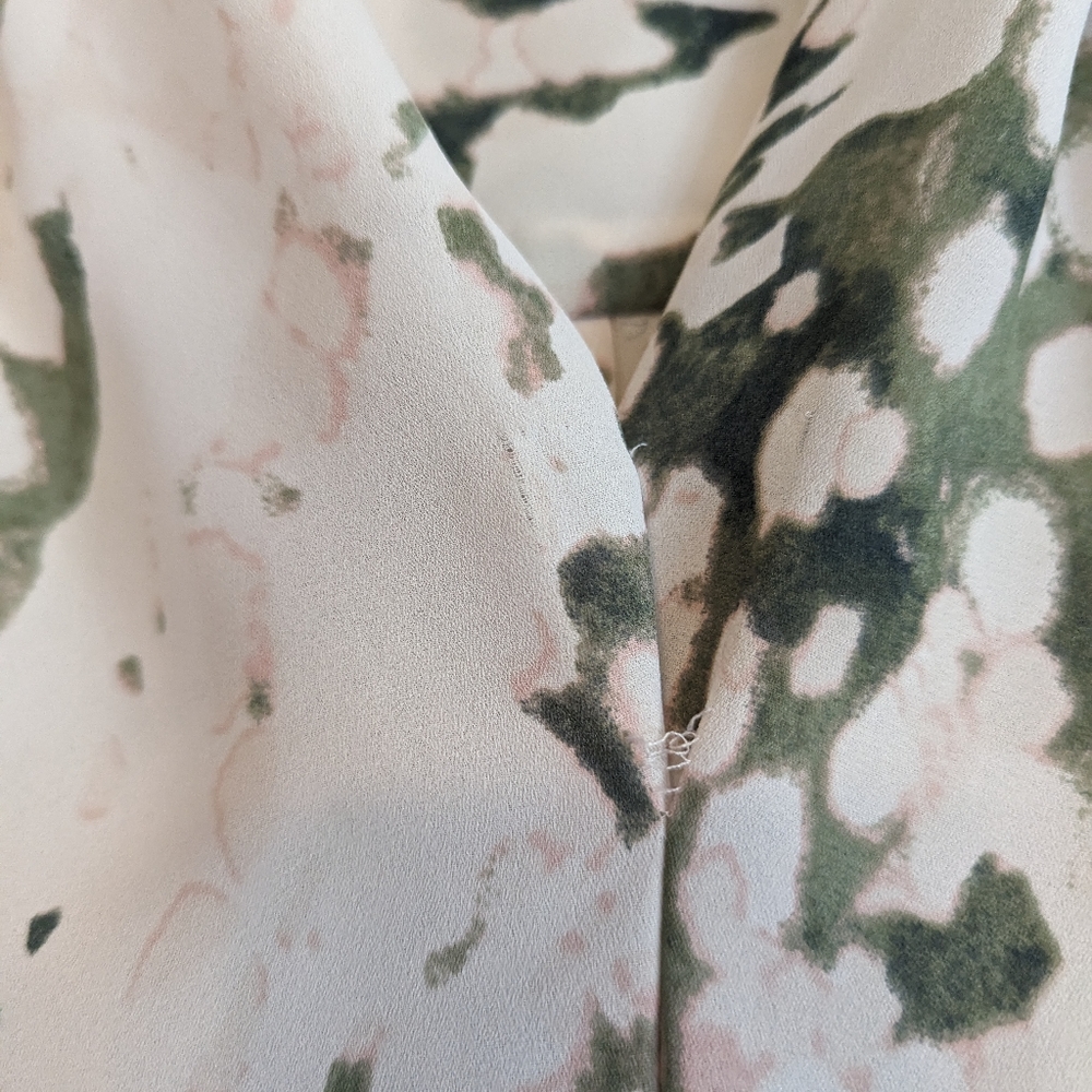 Mossimo Blouse - Picture 2 of 3